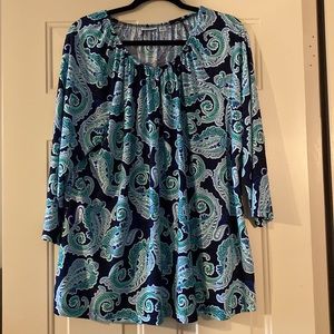 Croft & Barrow Women’s paisley blouse. Size 1X. Colors are navy, green & white.